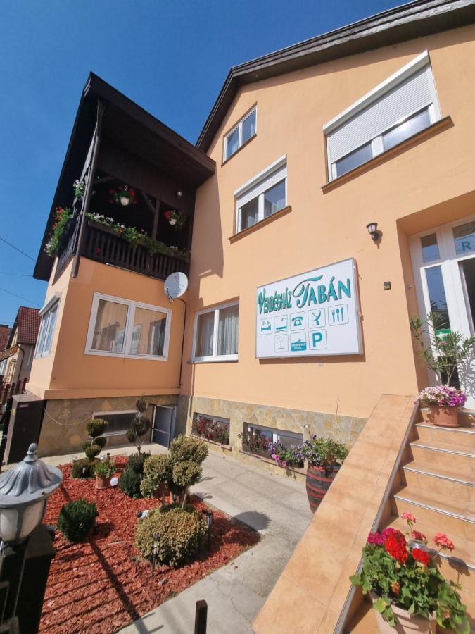 Tabàn Vendégház Balatonlelle Exterior foto